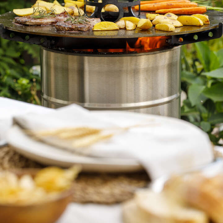 Petromax FEUERHAND Plancha Grillplatte zu Pyron Feuertonne